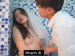 Trong ngày vui của mình, cô vợ lén lén lút với em chồng